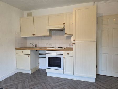 Tavistock Court, Mapperley Park, Nottingham, NG5 - Photo 5