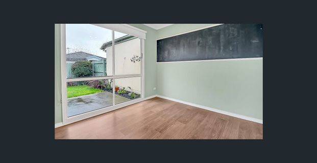 CHARM, CHARACTER, AND LOCATION... - Photo 1