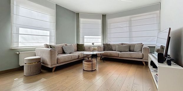 Appartement te huur in Knokke voor € 1.100 met 2 slaapkamers - Photo 1