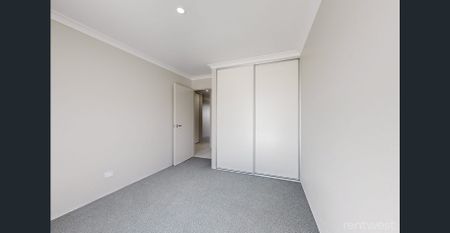 LOW MAINTENANCE LIVING! - Photo 5