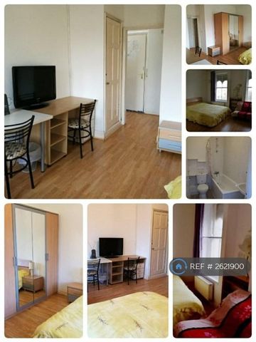 1 bedroom in a flat share to rent - Photo 2