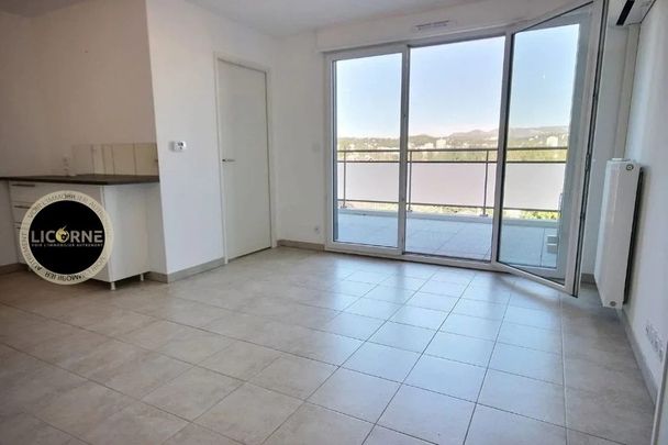 Location Appartement 3 pièces 48m² MARSEILLE 11ème - Photo 1