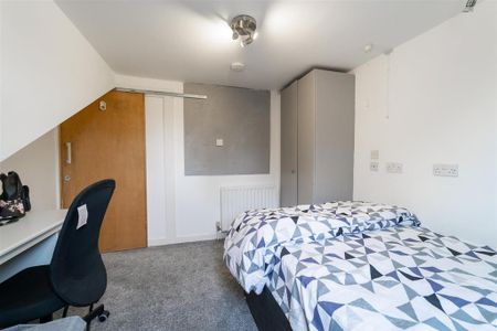 4 bedroom house to rent - Photo 3