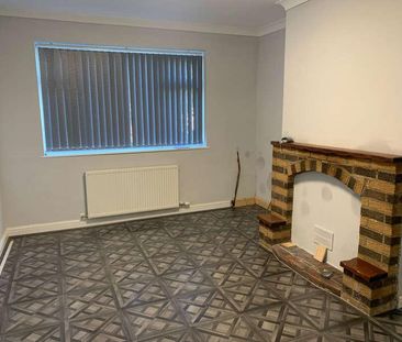 Grasmere Crescent, Eccles, M30 - Photo 6
