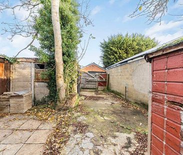 Denecroft Crescent, Uxbridge, UB10 - Photo 3