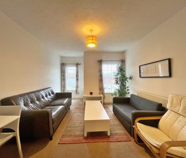 2 bedroom apartment to rent - Photo 3