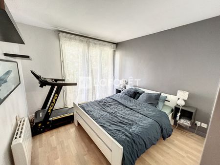 Apartment - Photo 2