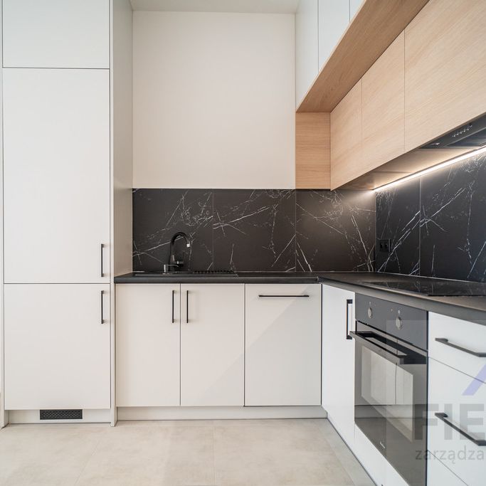 Łódź Łódź-Górna, ul. Senatorska - Photo 1