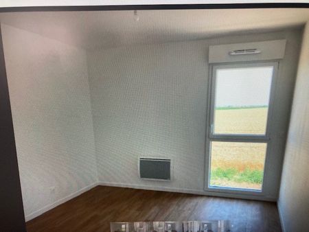 Location Appartement 3 pièces 58m² CARPIQUET 14650 - Photo 5