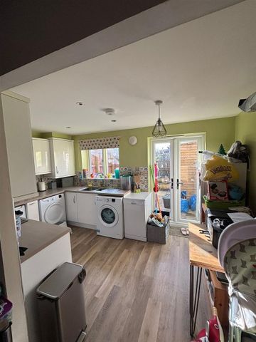 Sneyd Wood Road, Cinderford - Photo 4