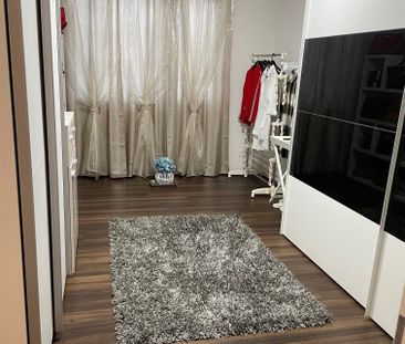 wunderschöne 4.5-Zimmer-Gartenwohnung mit grossem Sitzplatz - Photo 3