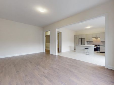 For Lease - 221 SEGUIN Street, Richmond Hill, Ontario - Photo 2