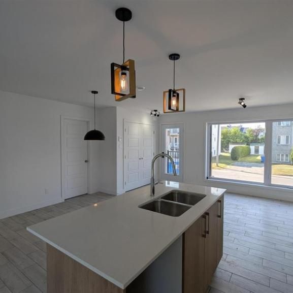 4 1/2 - Saint-Jérôme - 1 695 $/mois - Photo 1