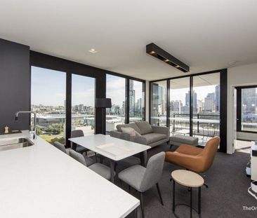 Best location in South Brisbane with unbeatable city & river views - Photo 2