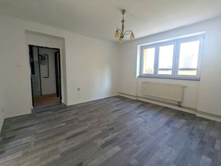Pronájem bytu 3+1 56 m² - Photo 2