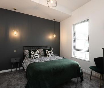 Rooms 2 & 4, 79 Upper Newtownards Road, Belfast, BT4 3HU - Photo 5