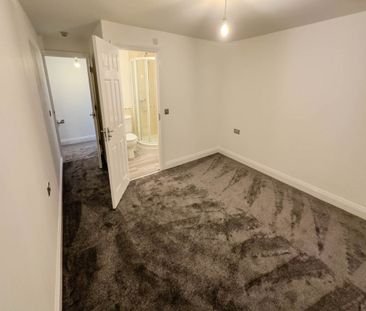 Weston-super-Mare, North Somerset - Photo 6