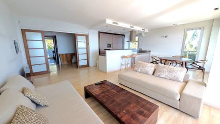 Appartement • Le Golfe Juan - Photo 3