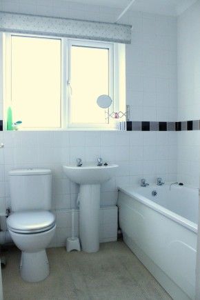 4 Bed - Holborough Close, Greenstead - Photo 4