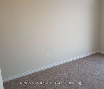 Property For Lease | W8396114 - Photo 6