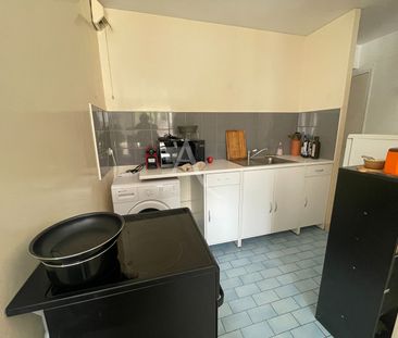 Location Appartement 2 pièces 43m² - Photo 5