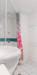 2 bed 2 bath-113-mater room - Photo 3