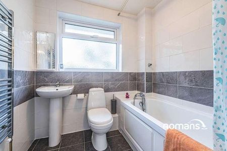 Narromine Drive, Calcot, Reading, RG31 - Photo 5