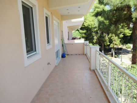Διαμέρισμα για ενοικίαση Κέντρο (Άγιοι Θεόδωροι) - Photo 3