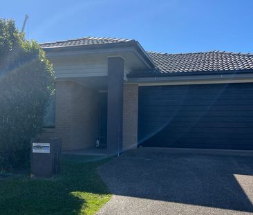 33 Bandt Close, Burpengary QLD 4505 - House For Rent | Domain - Photo 4