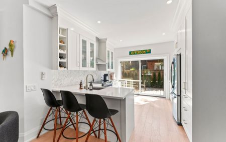 For Lease - 107 Gore Vale Avenue, Toronto, Ontario - Photo 4