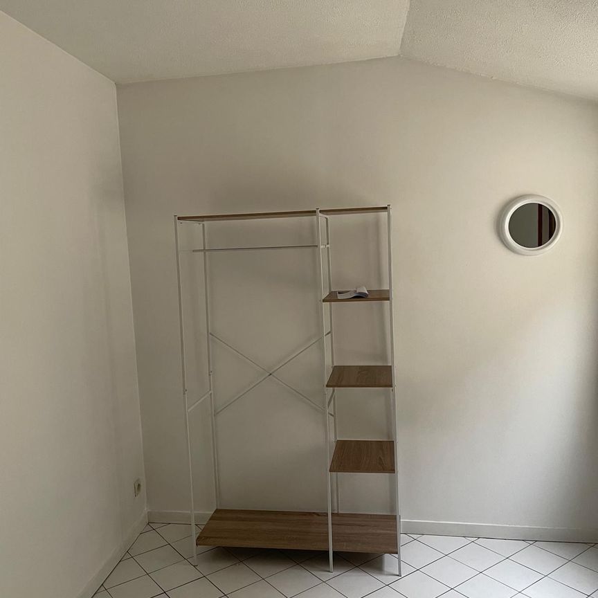 APPARTEMENT T2 MEUBLÉ AVEC COURETTE - QUARTIER SAINT PIERRE - Photo 1