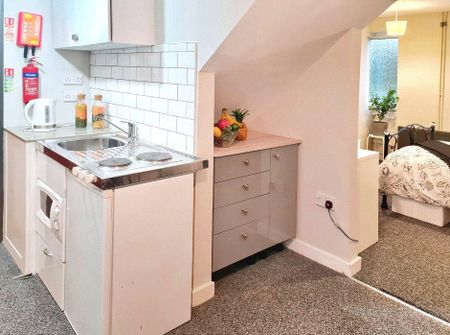 1 bedroom property to rent - Photo 5