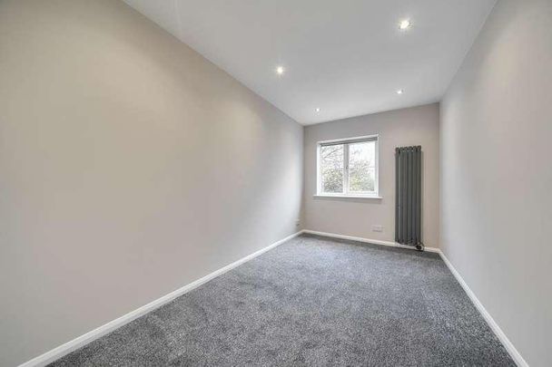 Whippendell Road, Watford, WD18 - Photo 1