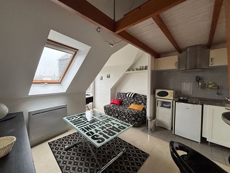 Location Appartement 1 pièce 17m² - Photo 2