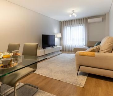 Rua Nossa Senhora Amparo, Lisbon, Lisbon 1500-851 - Photo 2