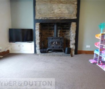 2 bedroom terraced house to rent - Photo 2