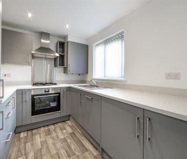 3 bedroom detached house to rent - Photo 5