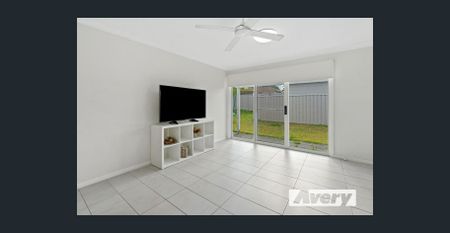 Low-Maintenance Duplex Offering Comfort & Convenience - Photo 2