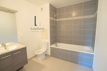 Location Appartement 2 pièces 38m² - Photo 2