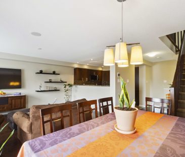 506 Barholm Pv, Orleans - Photo 2