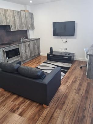 Studio to rent - Photo 1