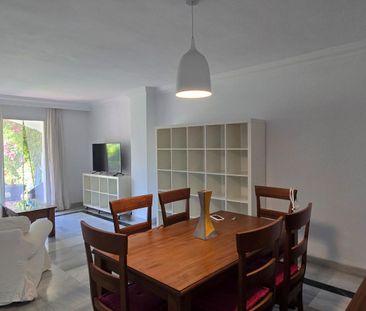 Apartamento planta baja en alquiler en Marbella - Photo 4