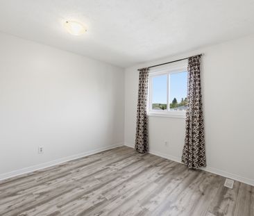 For Lease - 46 Lisbon Pines Drive, Cambridge, Ontario - Photo 6