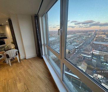 1 bedroom in a flat share to rent - Photo 5