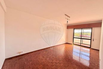 Apartamento T4 em Lisboa