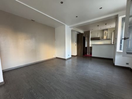 À louer – Charmant 2 pièces en centre-ville d’Arpajon avec cave - Photo 5