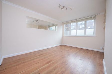 4 bedroom maisonette to rent - Photo 3