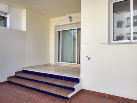 Piso de alquiler en Avenida Príncipe Salman, 2, Playa Bajadilla - Puertos - Photo 4