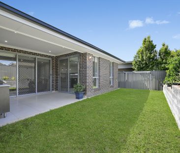 97 Sinclair Parade, Jordan Springs - Photo 6