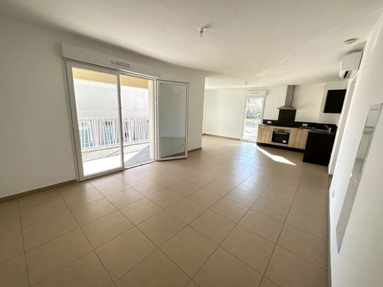 Location Appartement 3 pièces 67m² BIGUGLIA 20620 - Photo 1